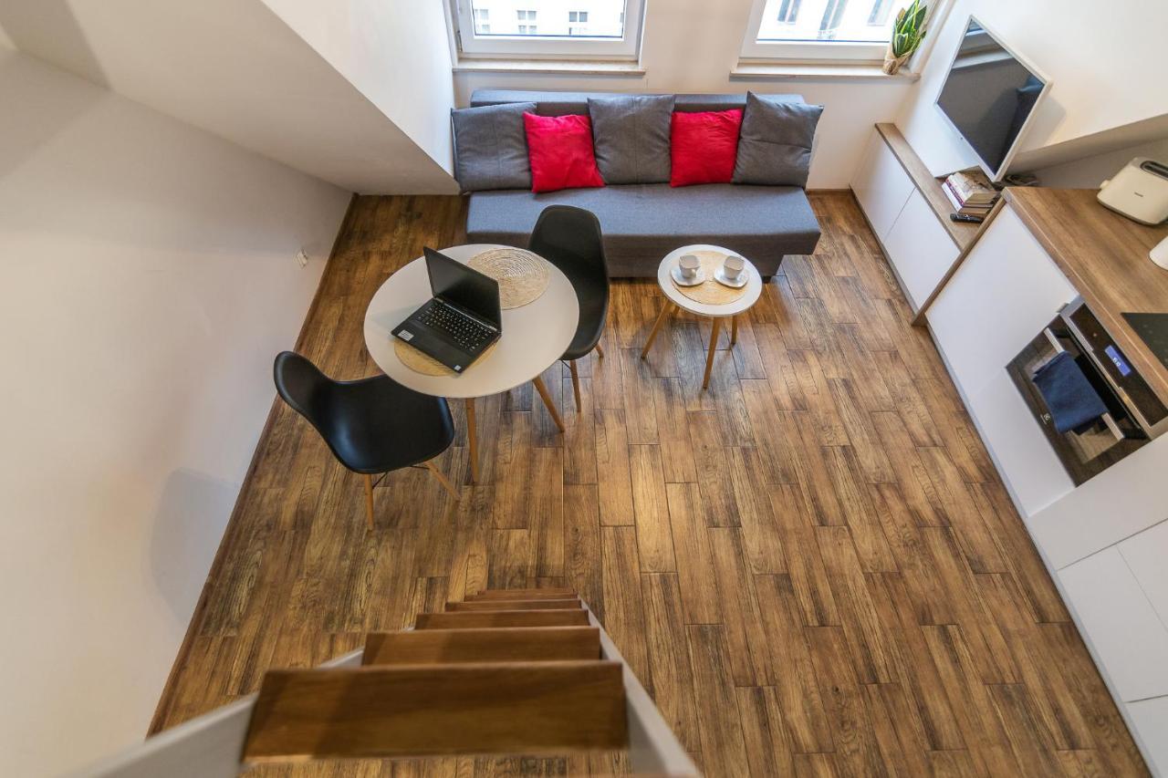 Apartamenty Niedaleko Dworca Od Wroclawapartament-Pl 외부 사진